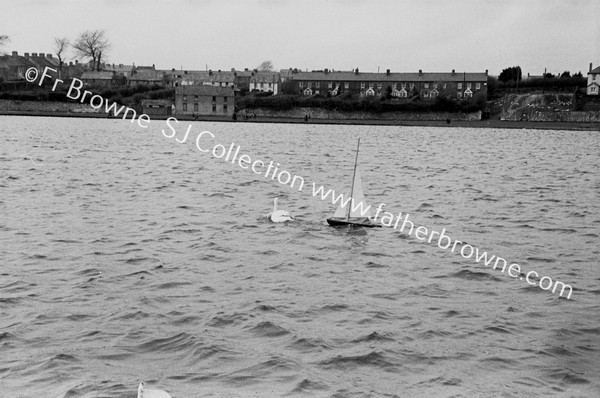 MODEL YACHT RACING ON THE LOUGH